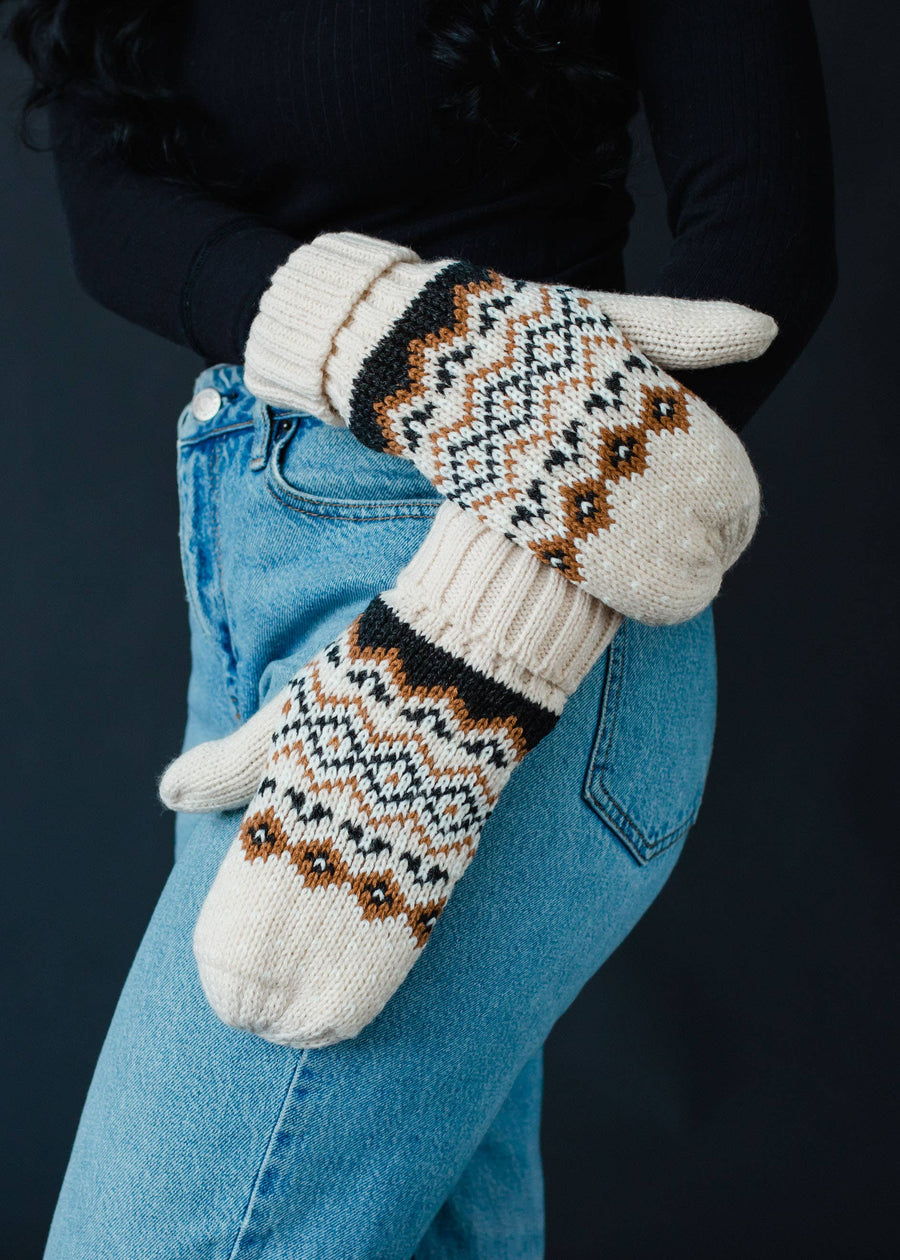 P.A Co. - Cream Patterned Mittens