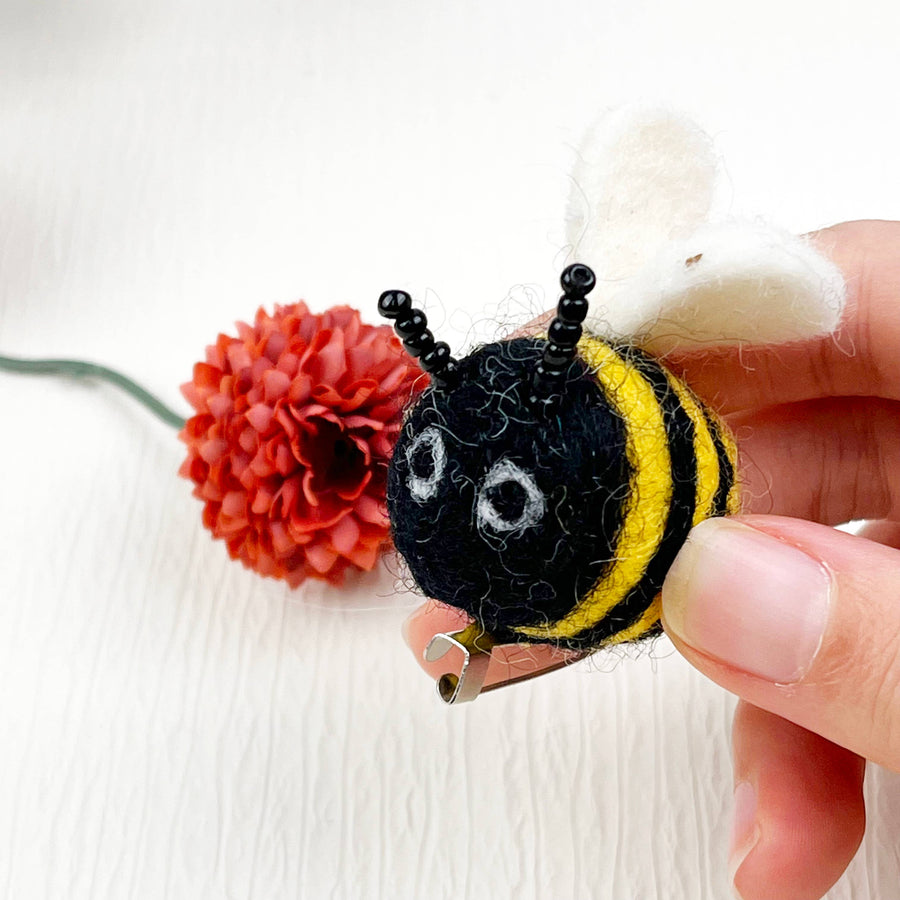 Handmade bee coin purse