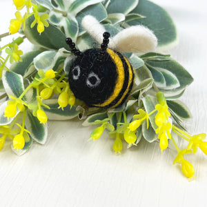 Handmade bee coin purse