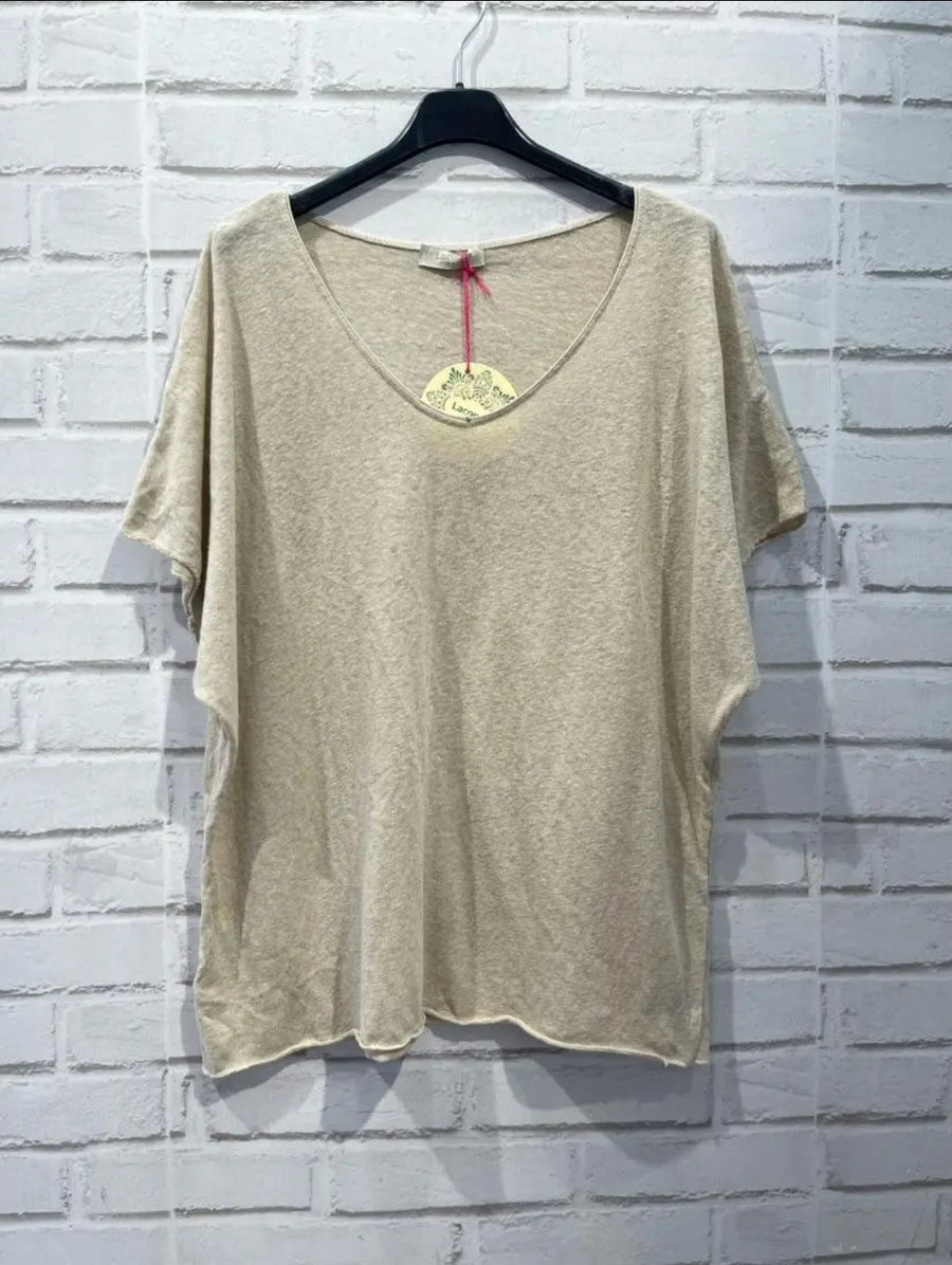 Quinn Basic Tee